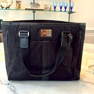Kenneth Cole Reaction Black Briefcase with Sleek Design